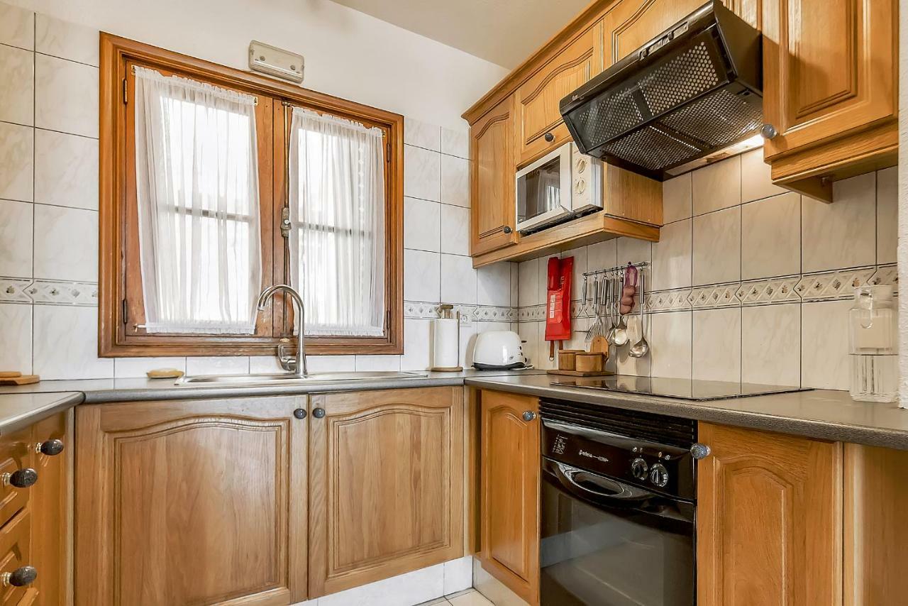 First Line Beach Front 2 Bedroom Apartment Los Gigantes サンティアゴ・デル・テイデ エクステリア 写真